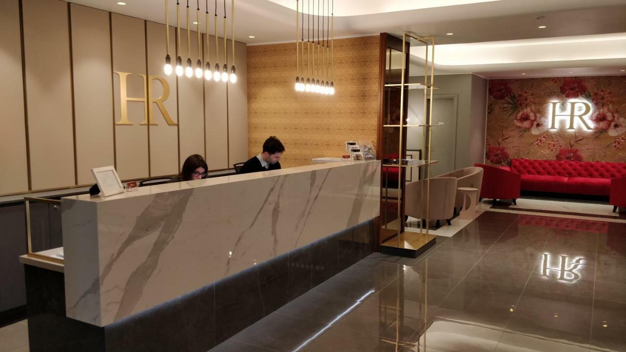 โรงแรมโรมา ตรีเอสเต ภายนอก รูปภาพ